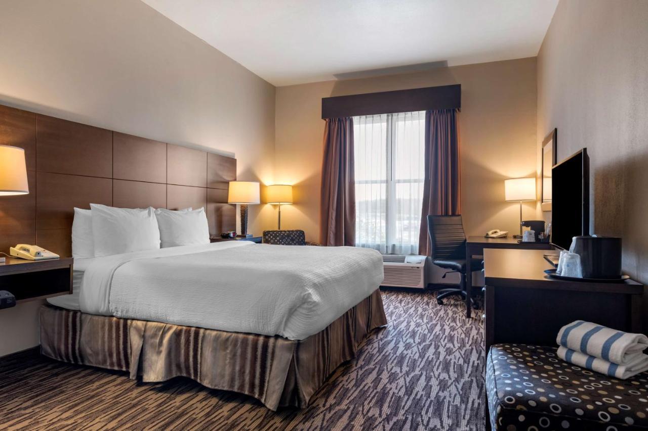 Best Western Plus Bridgewater Hotel & Convention Centre Eksteriør billede