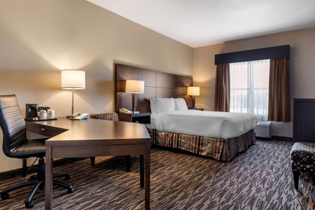 Best Western Plus Bridgewater Hotel & Convention Centre Eksteriør billede