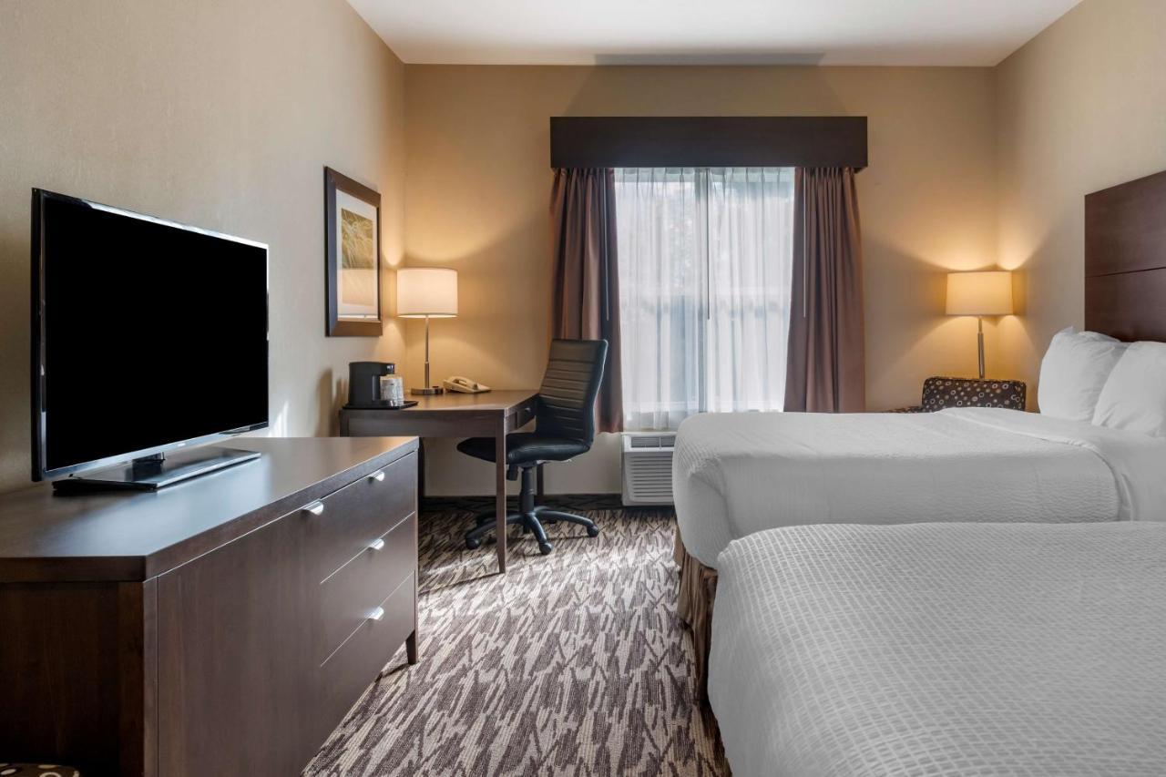 Best Western Plus Bridgewater Hotel & Convention Centre Eksteriør billede